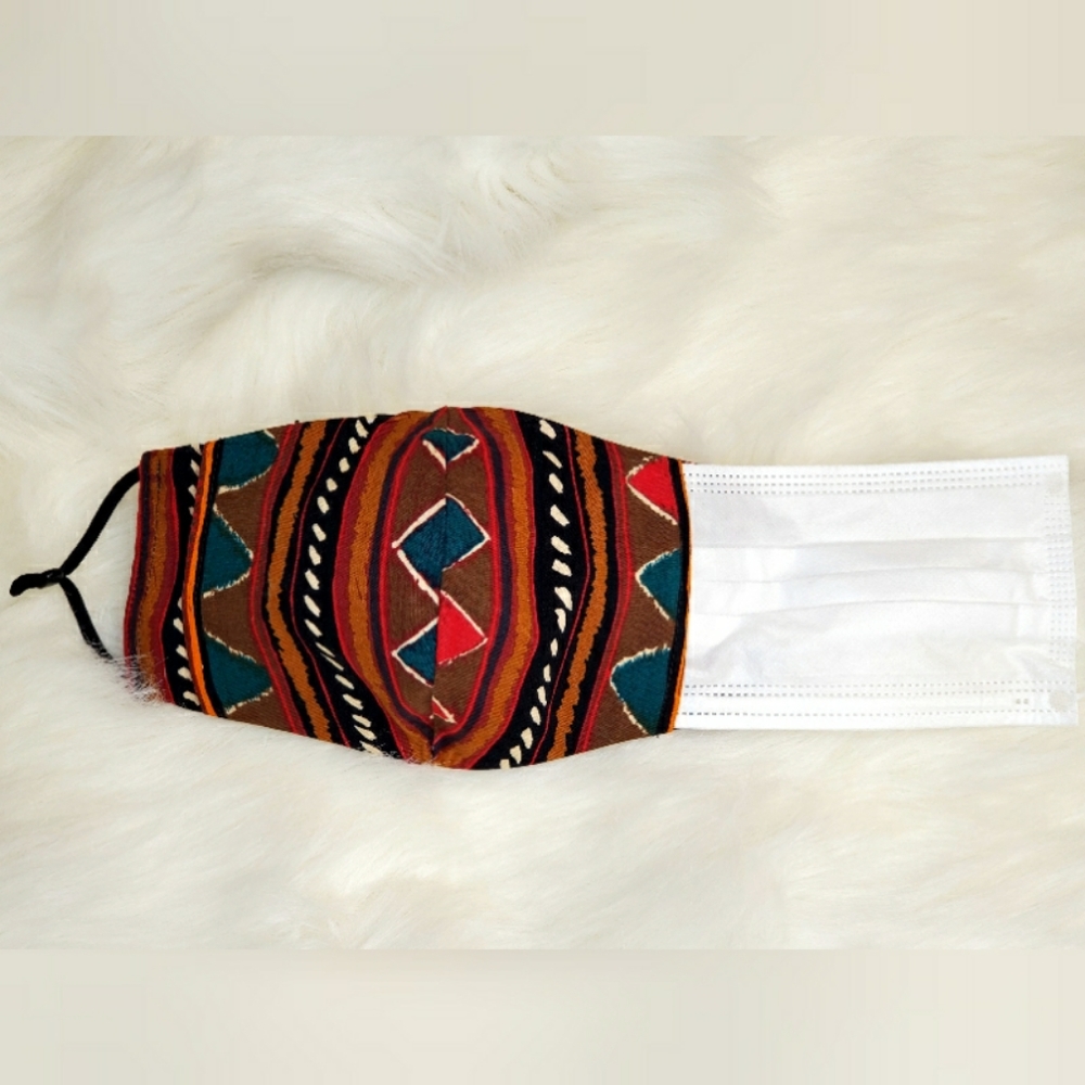 Handmade mask - Picture 2 of 2